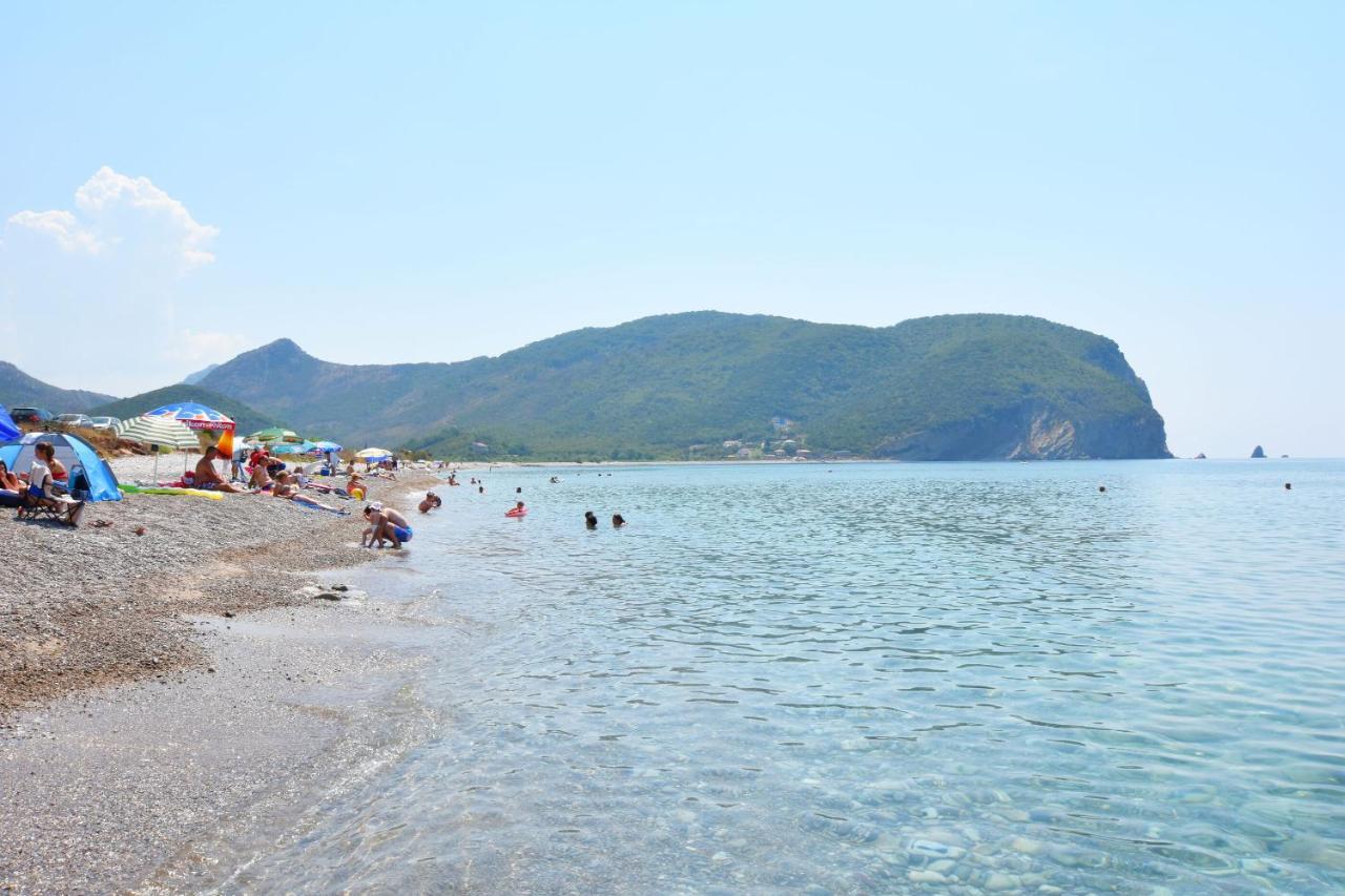 Apartments Siljak Petrovac Zewnętrze zdjęcie