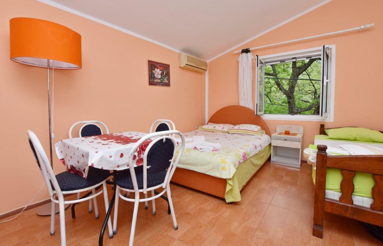 Apartments Siljak Petrovac Zewnętrze zdjęcie